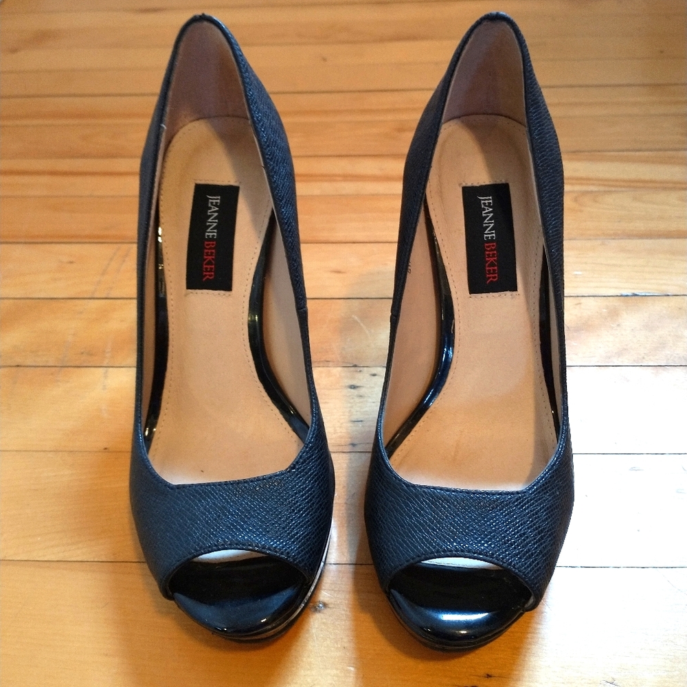 High heel shoes
